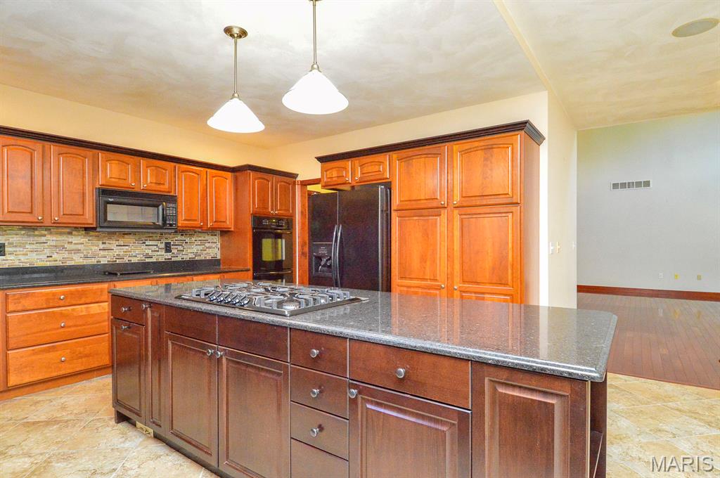 15 Fox Mill Drive Property Photo 37