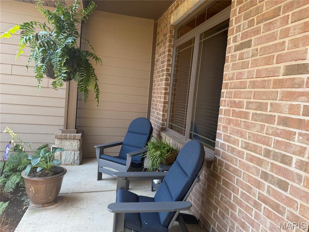 824 Ringer Court Property Photo 3