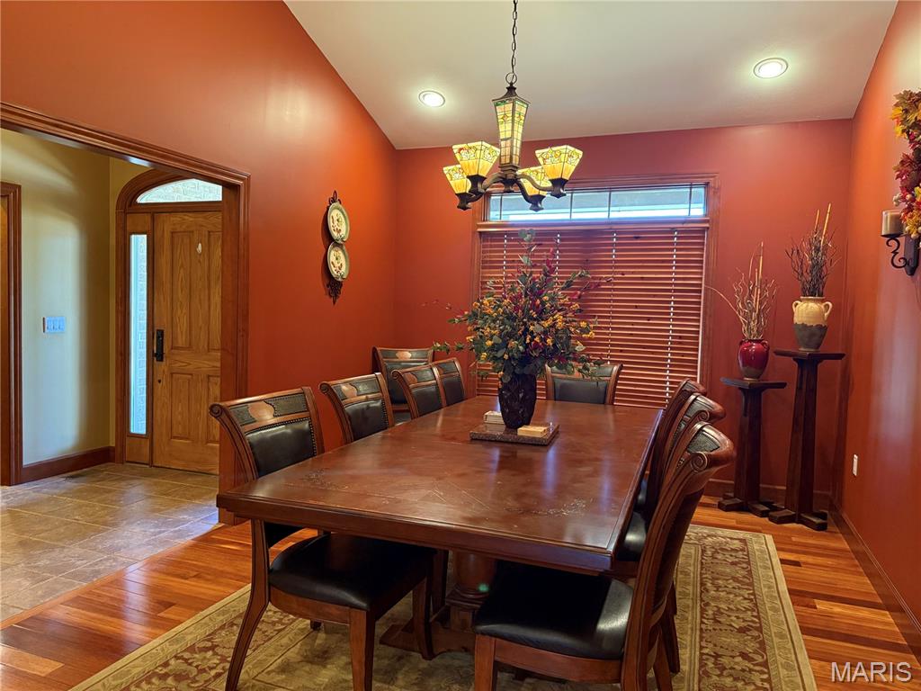 824 Ringer Court Property Photo 12