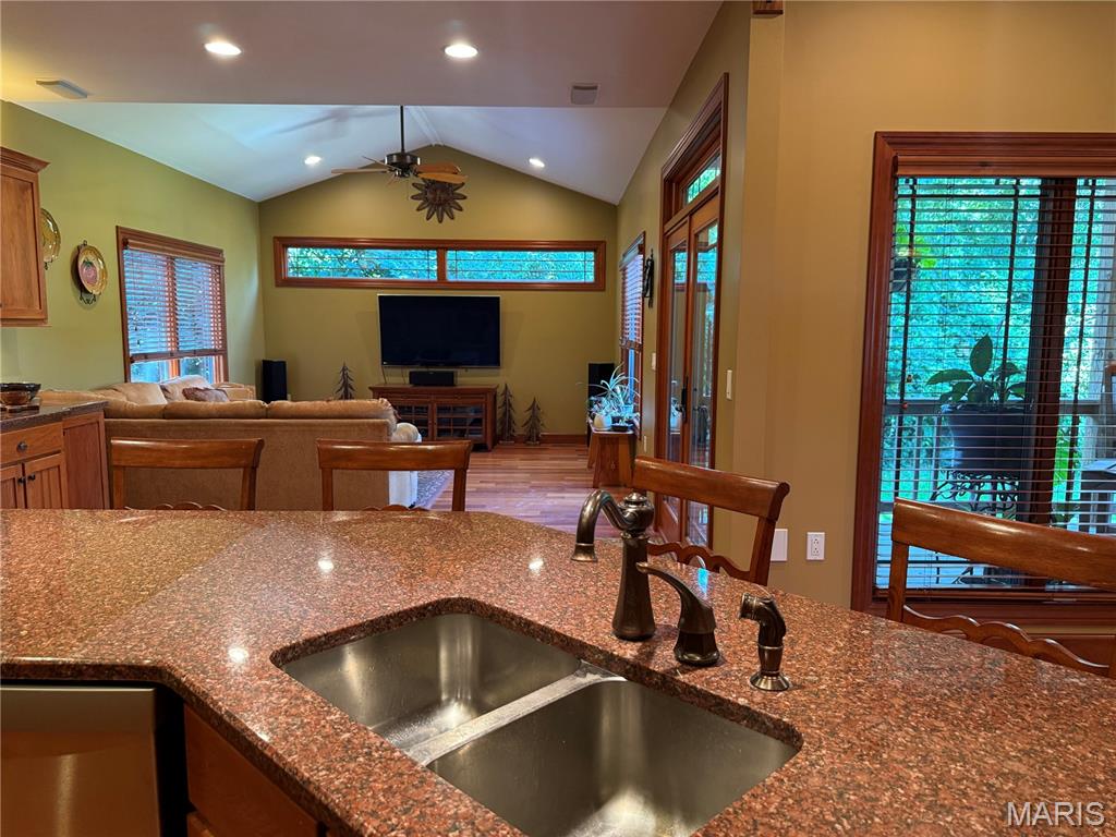 824 Ringer Court Property Photo 23