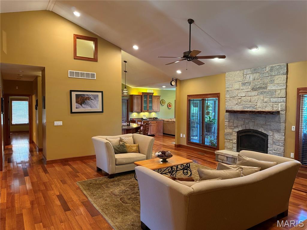 824 Ringer Court Property Photo 25