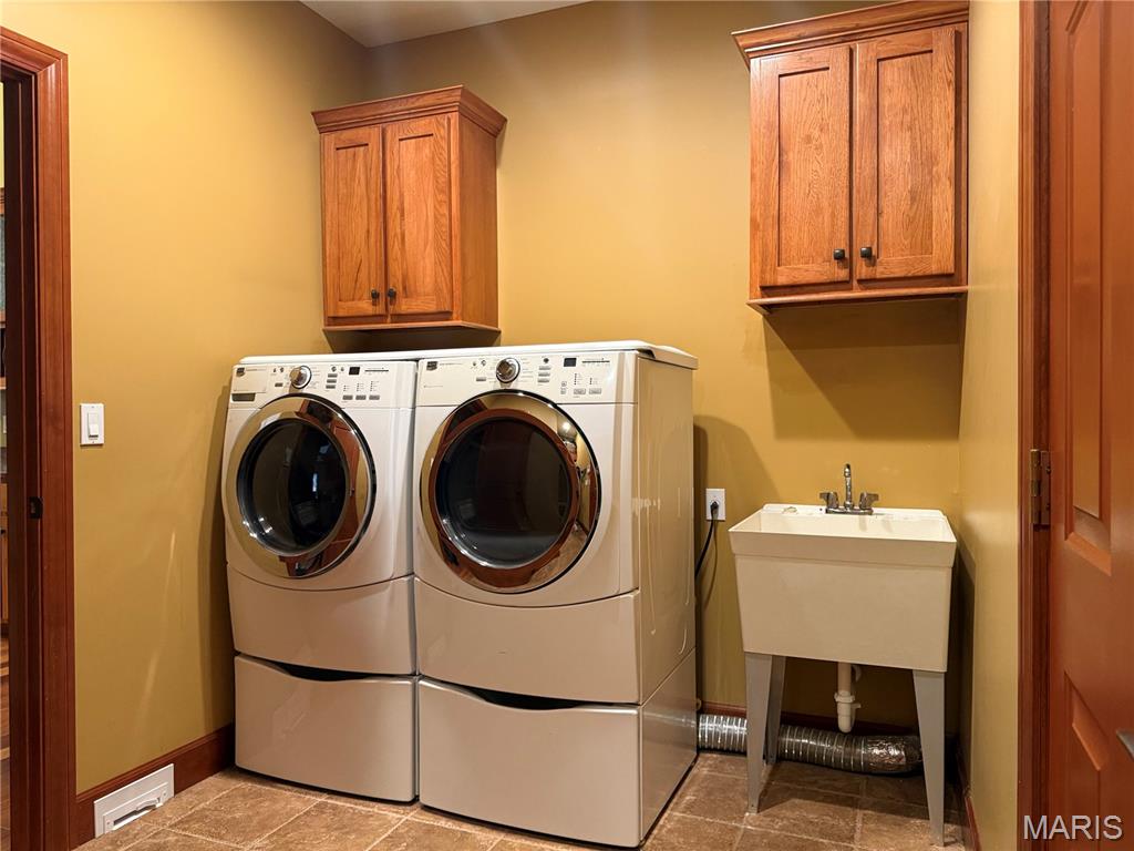 824 Ringer Court Property Photo 47