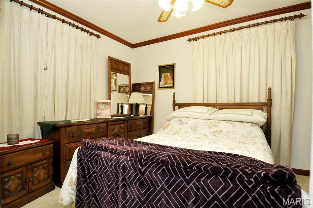 937 Regina Avenue Property Photo 17