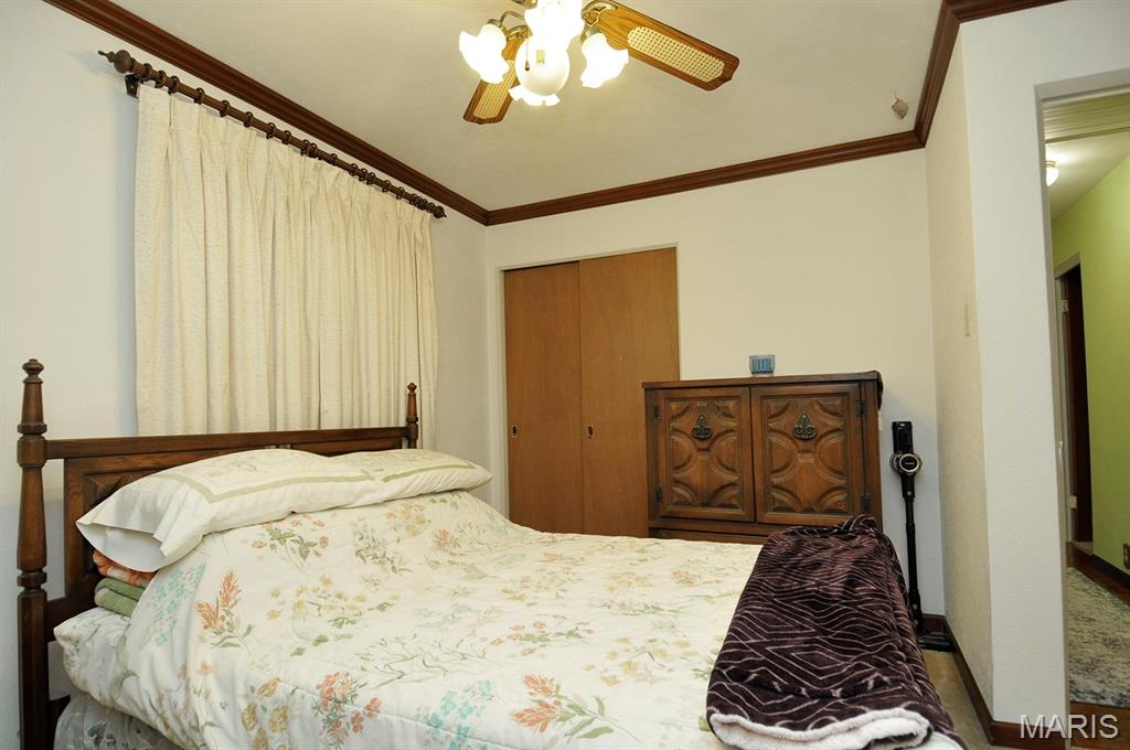 937 Regina Avenue Property Photo 18