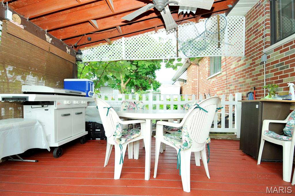 937 Regina Avenue Property Photo 34