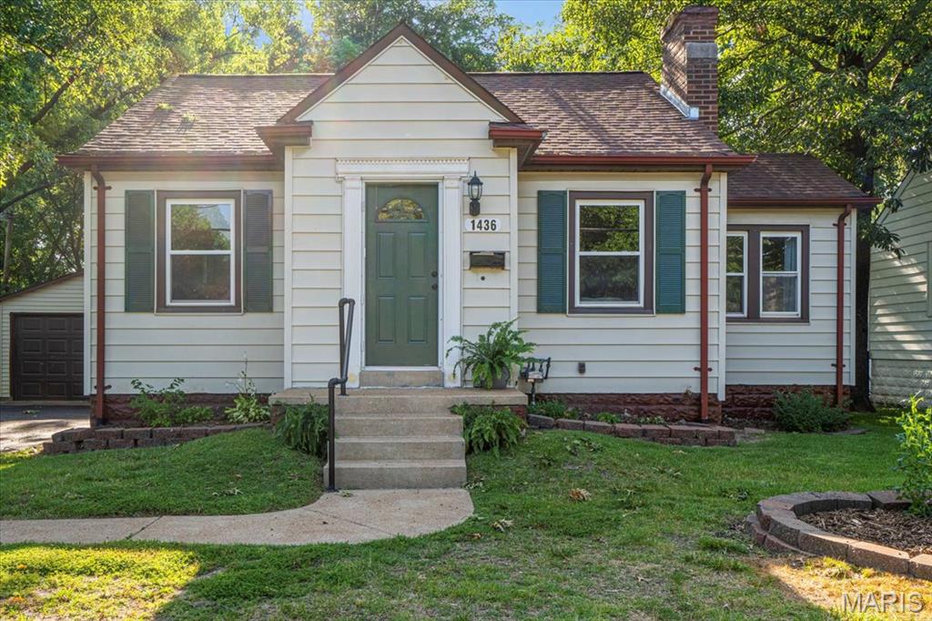 1436 S Elm Avenue Property Photo 1