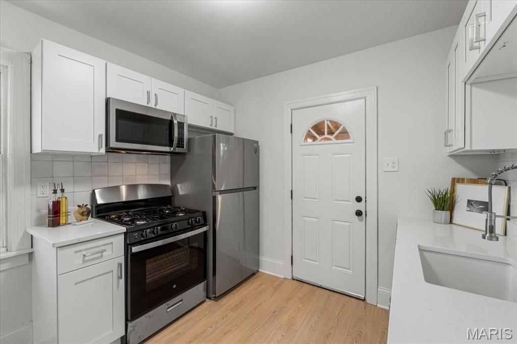 1436 S Elm Avenue Property Photo 11