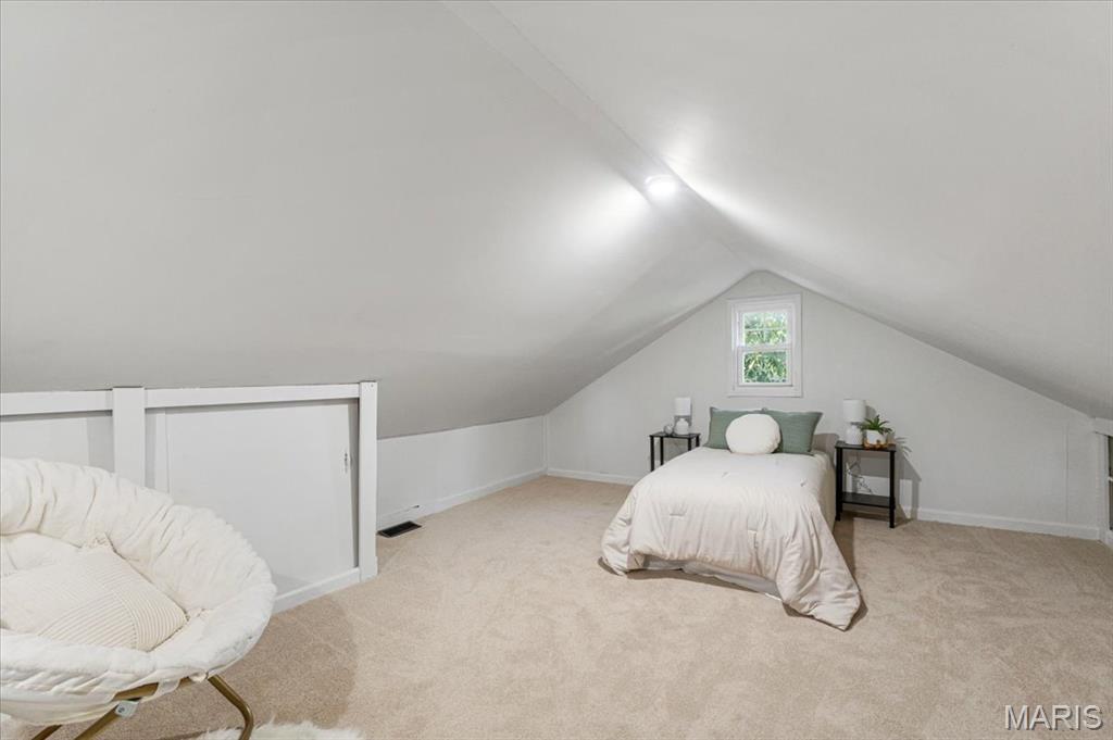 1436 S Elm Avenue Property Photo 16