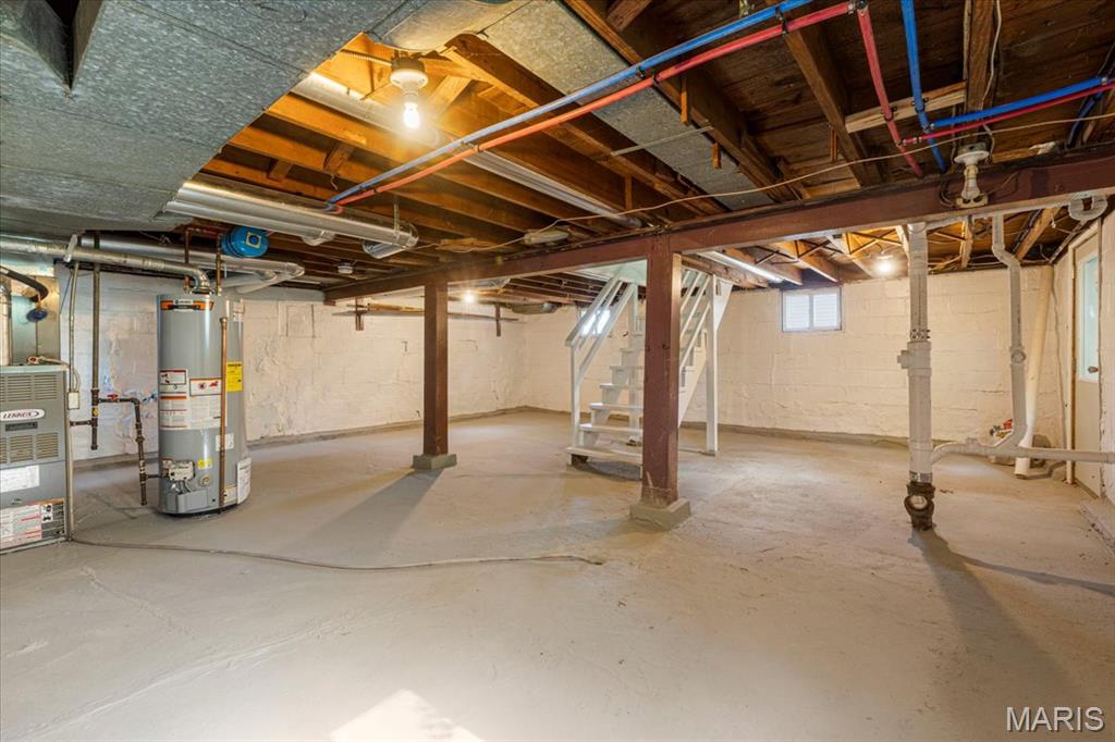 1436 S Elm Avenue Property Photo 18