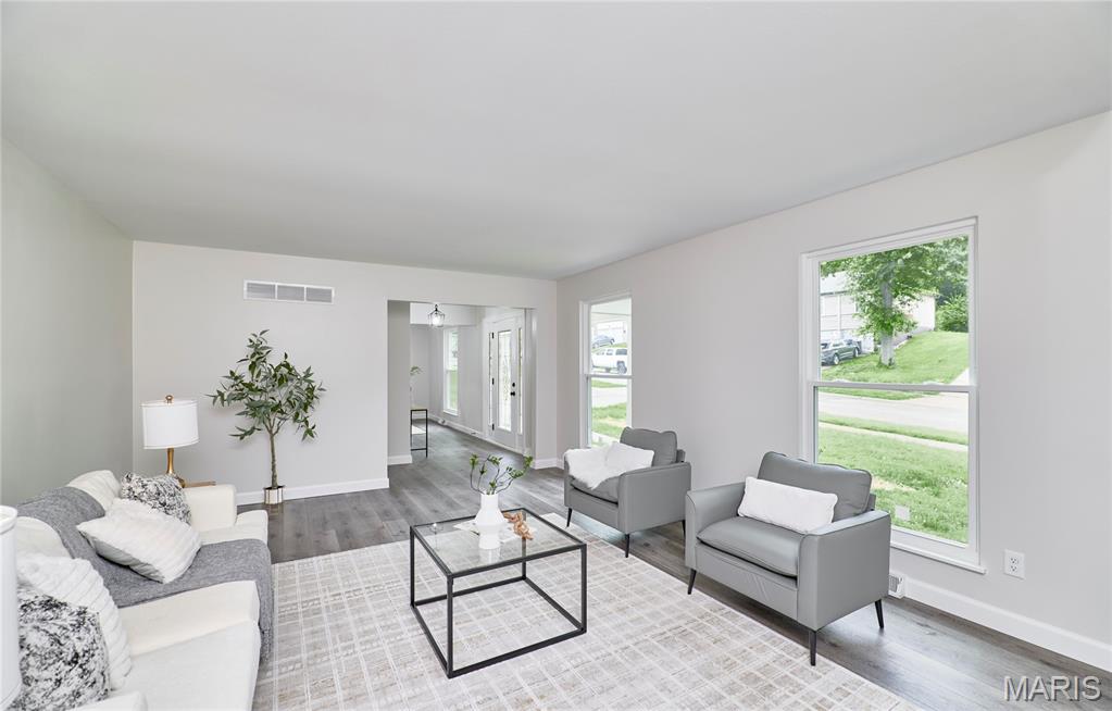 5341 Warmwinds Court Property Photo 8