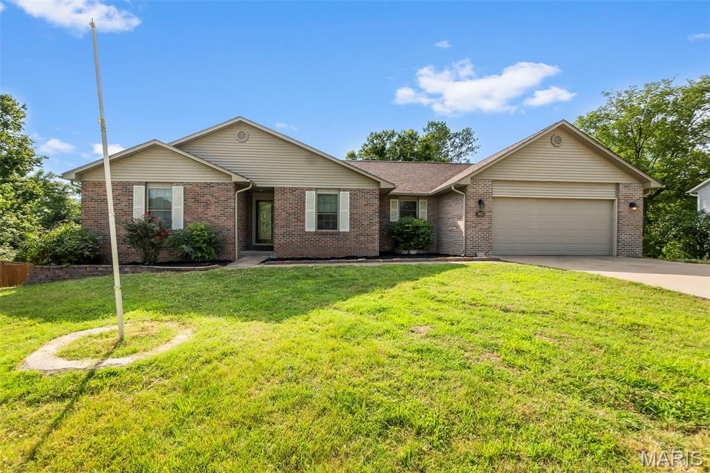 2449 Brittany Drive Property Photo 2