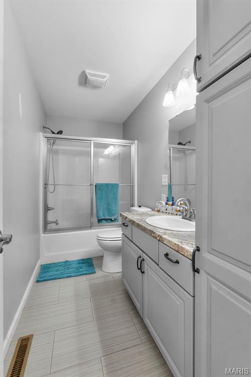 2449 Brittany Drive Property Photo 19