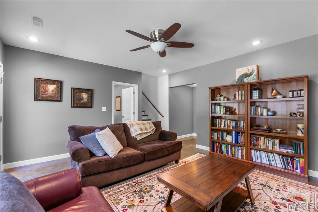 1328 Platinum Court Property Photo 25