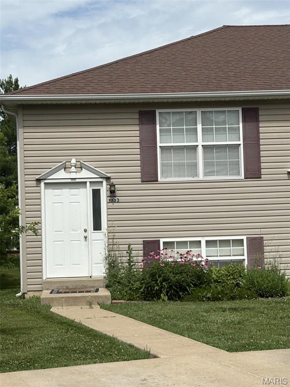 1033 Arlington Court Property Photo 1