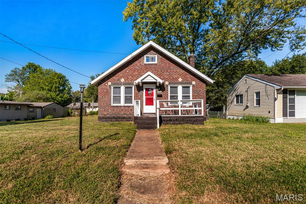 3239 Chaucer Avenue Property Photo 1