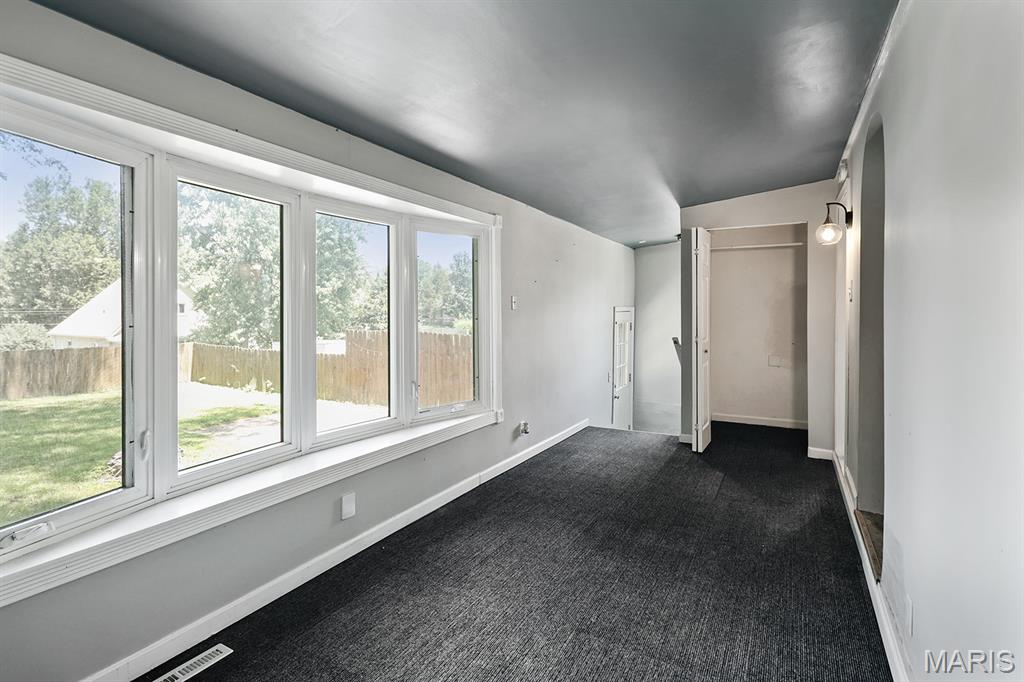 5311 Vine Avenue Property Photo 9