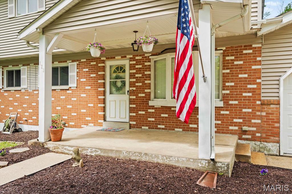 123 Appletree Lane Property Photo 4