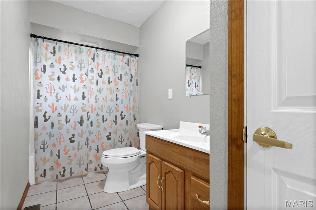 123 Appletree Lane Property Photo 11