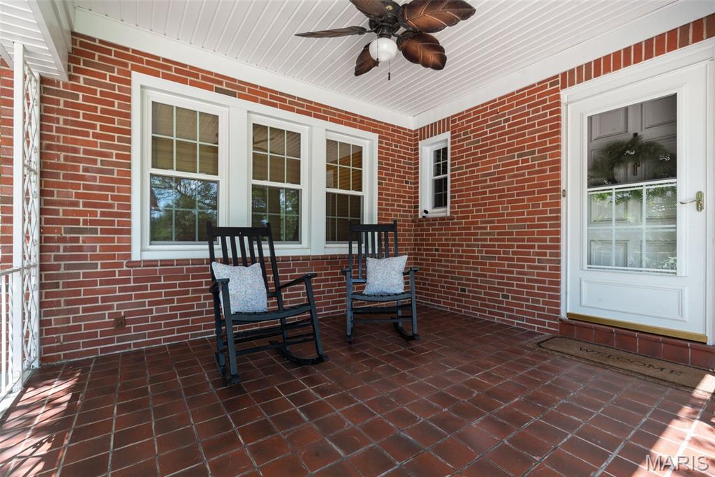 4144 S Lindbergh Boulevard Property Photo 4