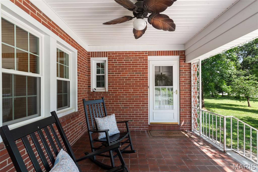 4144 S Lindbergh Boulevard Property Photo 5