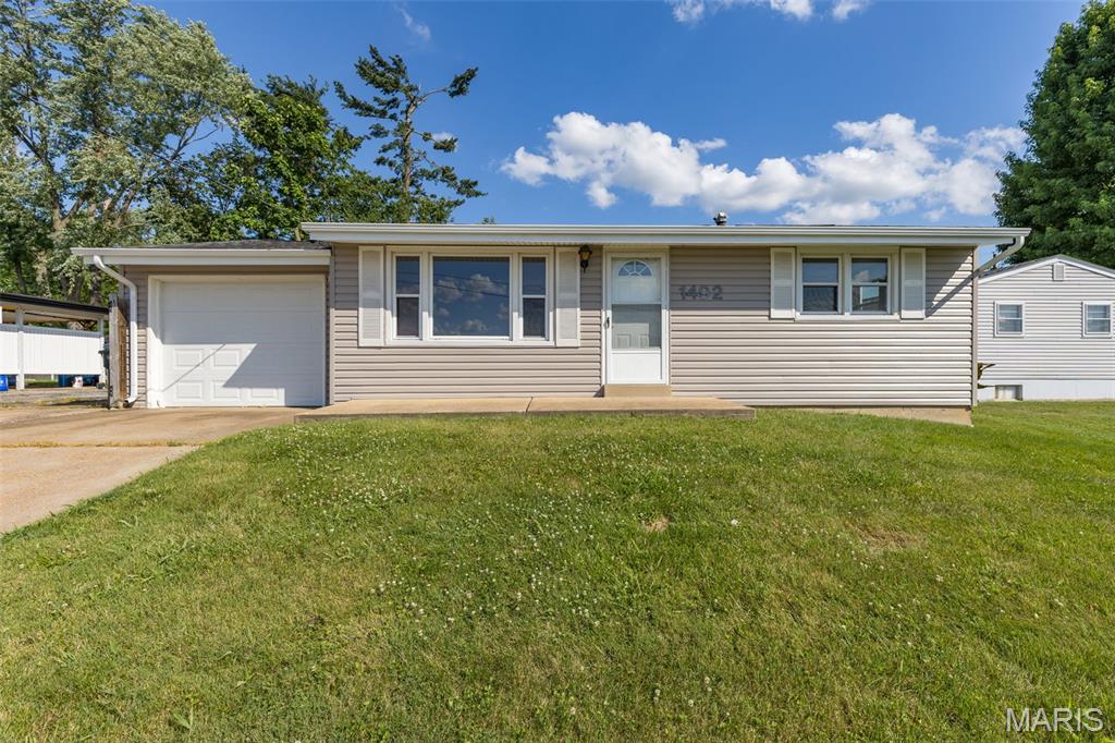 1492 Donna Drive Property Photo 1