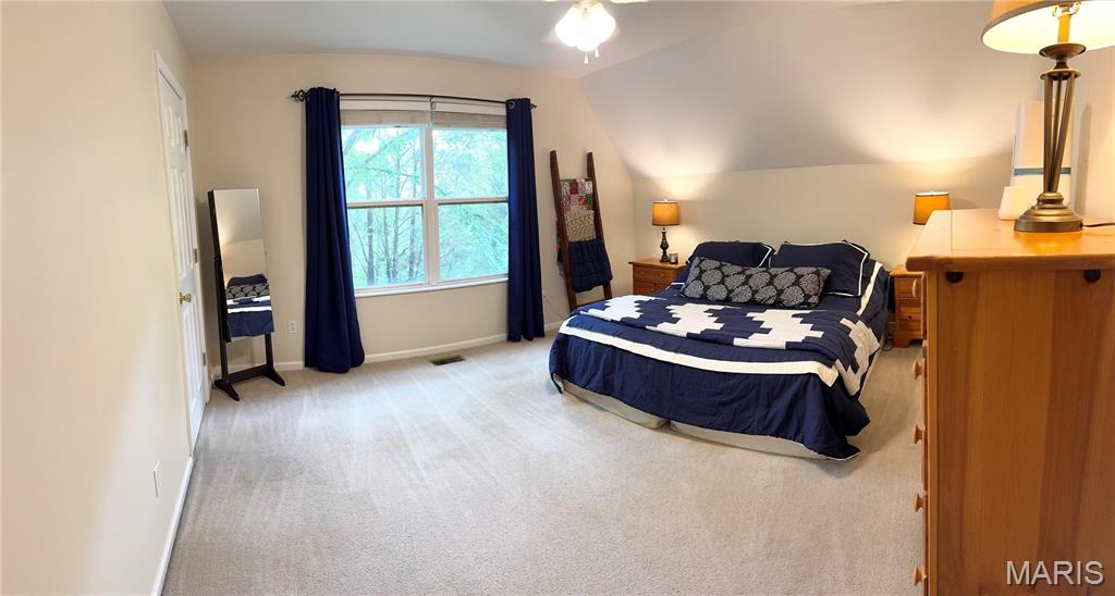 501 Arrowhead Point Property Photo 21