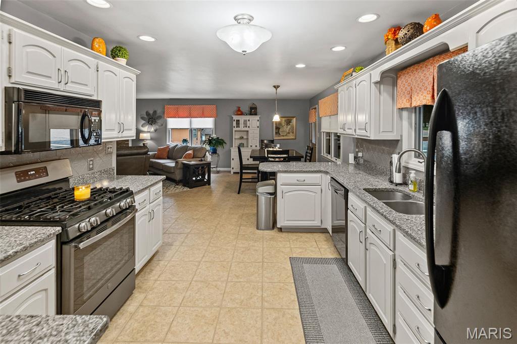 207 Ladd Street Property Photo 12
