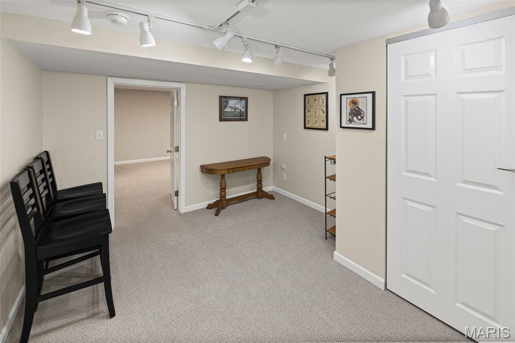 207 Ladd Street Property Photo 35