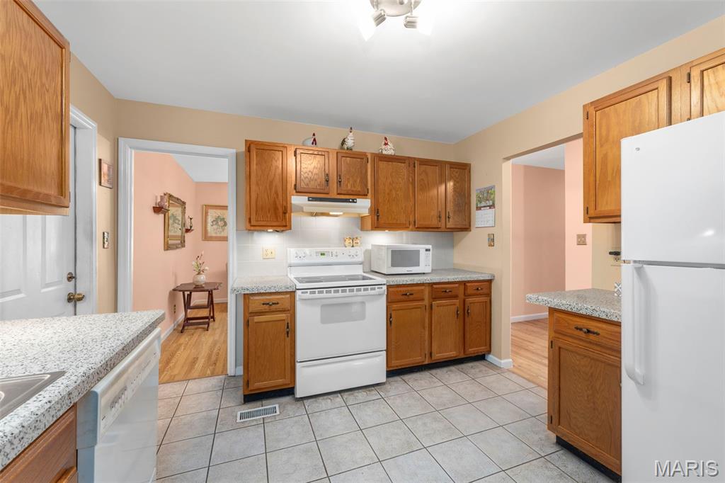 849 Fairdale Avenue Property Photo 11