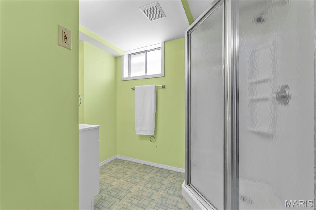 849 Fairdale Avenue Property Photo 37