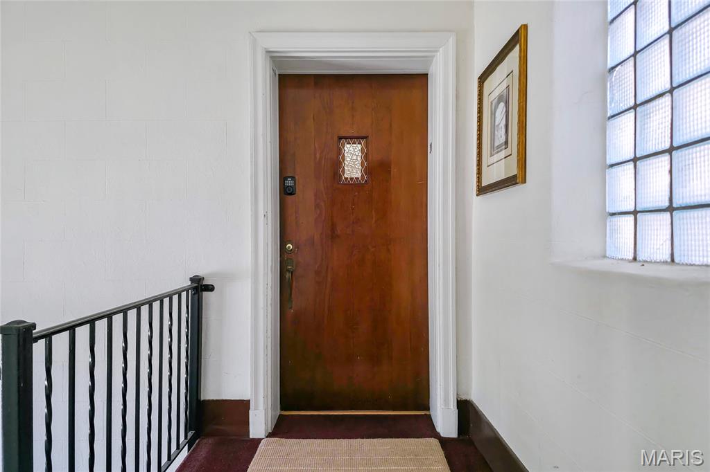 7801 Delmar Boulevard 2w Property Photo 3