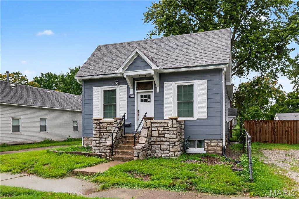 1611 Maple Street Property Photo 1