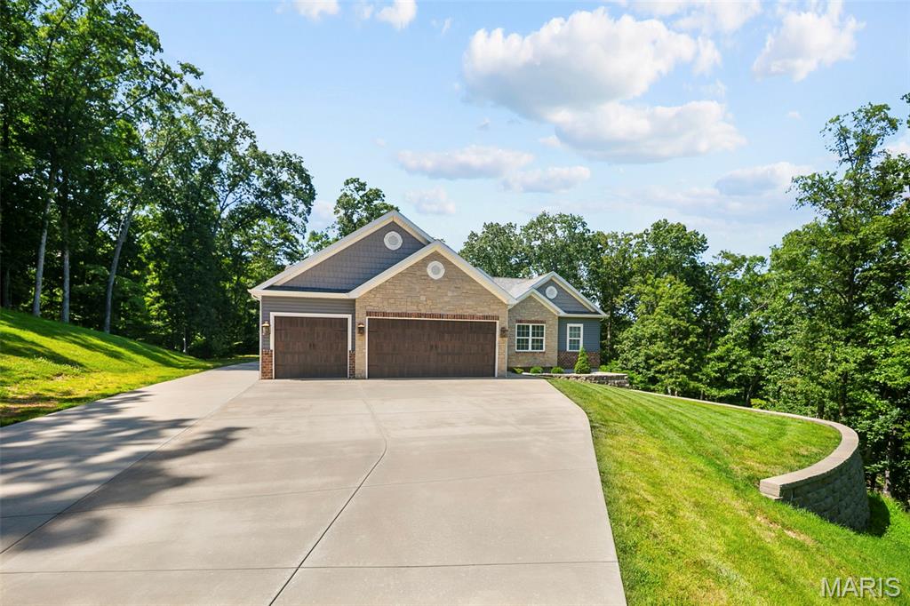 1421 Paradise Valley Drive Property Photo 4