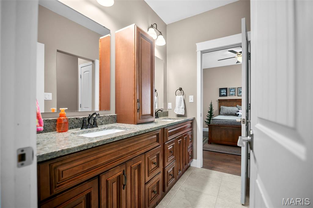 1421 Paradise Valley Drive Property Photo 37