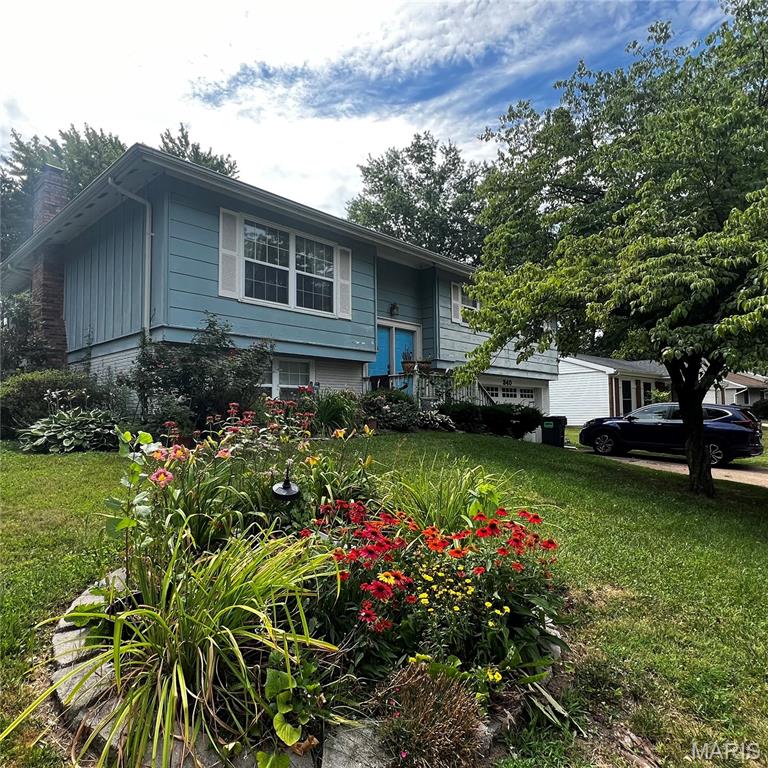 340 Roanoke Drive Property Photo 1