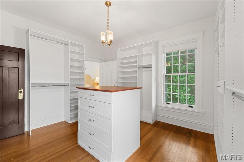 6363 Pershing Avenue Property Photo 15