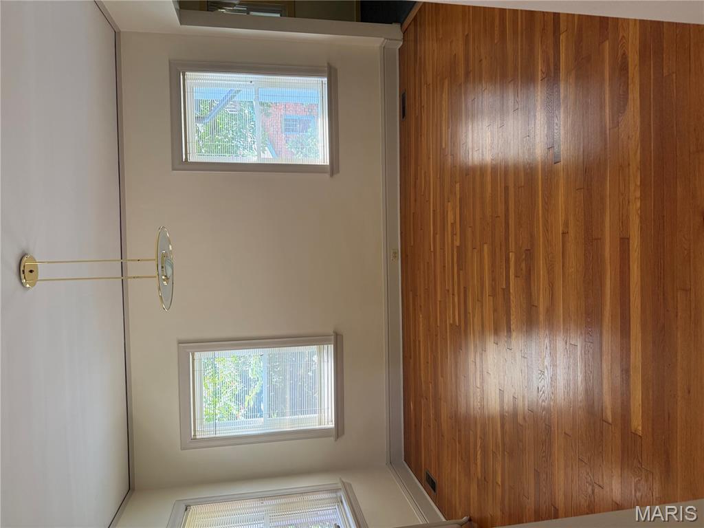 6624 Pershing Avenue Property Photo 8