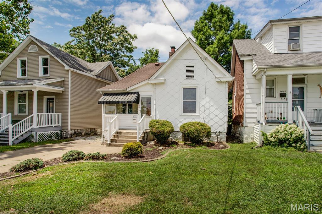 2617 Sutton Boulevard Property Photo 2