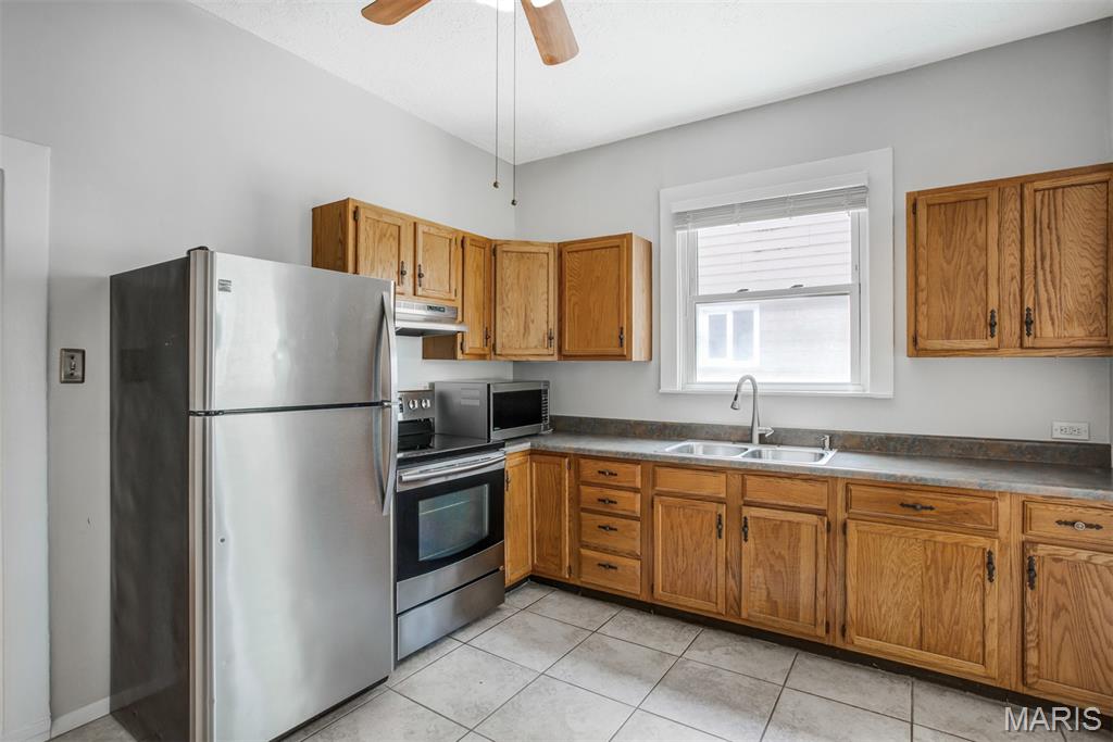 2617 Sutton Boulevard Property Photo 12