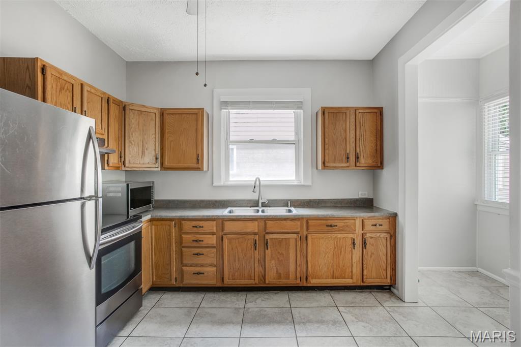 2617 Sutton Boulevard Property Photo 13