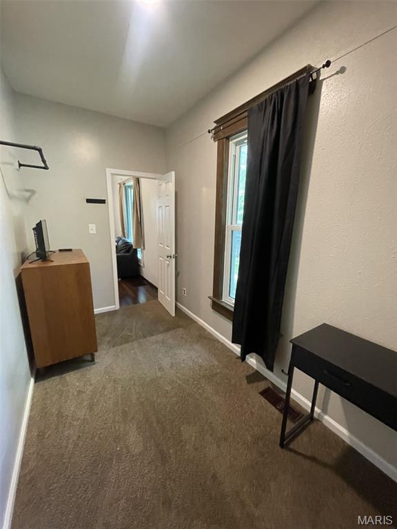 524 E Winter Property Photo 13