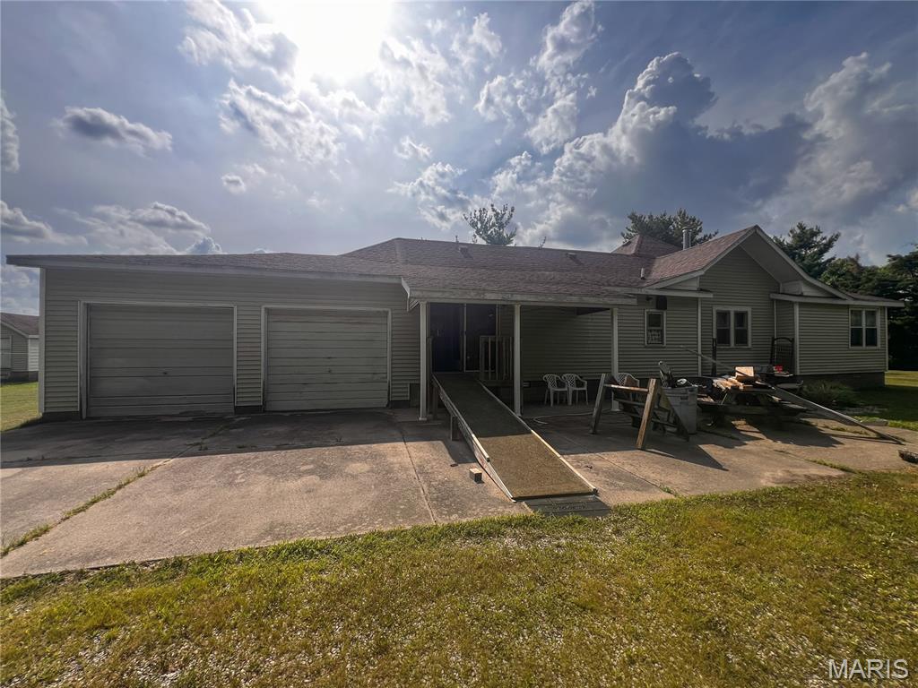 25944 State Route 161 Property Photo 9