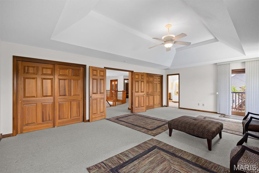 517 E Waters Edge Drive Property Photo 24