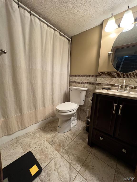 5239 Trailoaks Drive Property Photo 9
