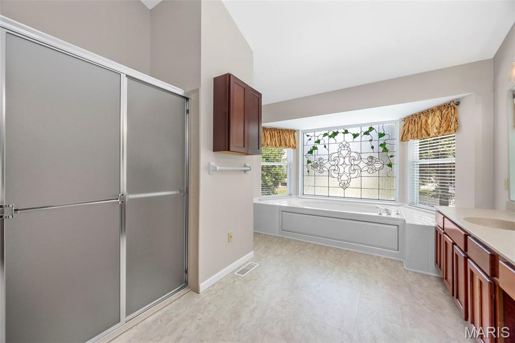 306 Summer Haven Court Property Photo 40