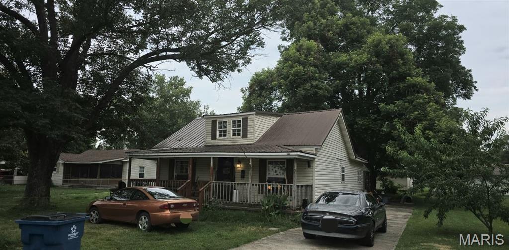 415 Gray Avenue
