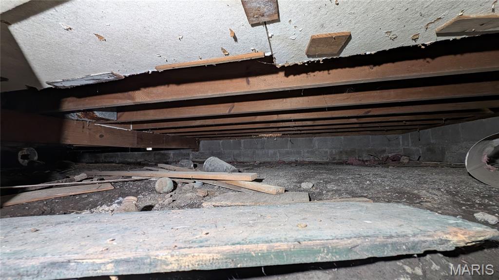 2432 Lorraine Drive Property Photo 10