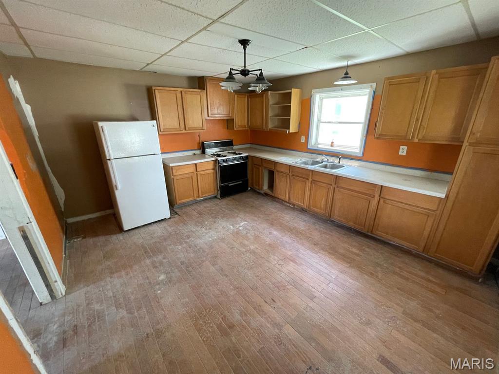 501 S Clinton Street Property Photo 5