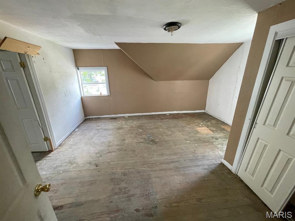 501 S Clinton Street Property Photo 10