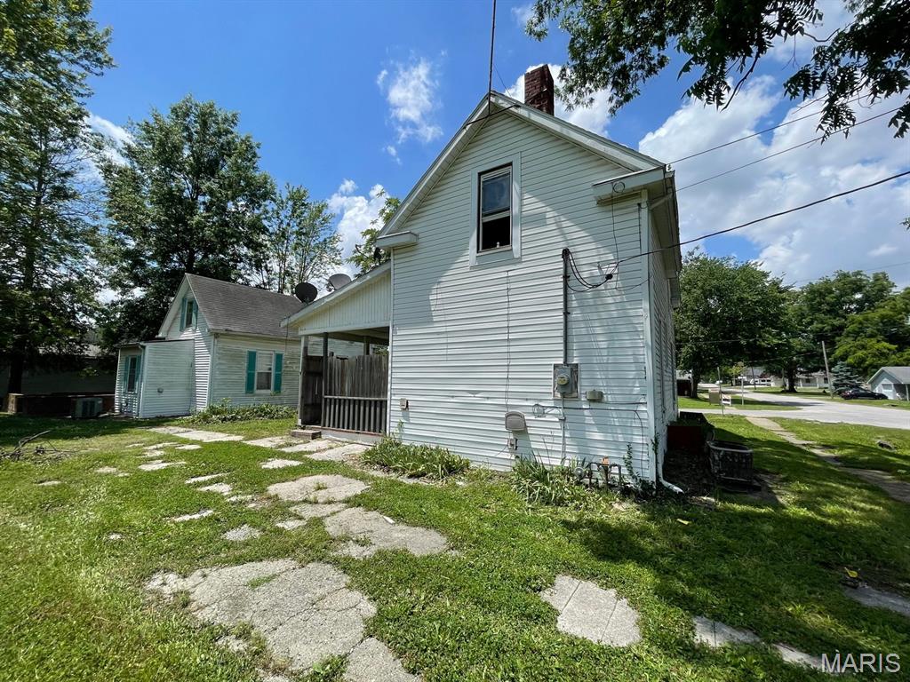 501 S Clinton Street Property Photo 13